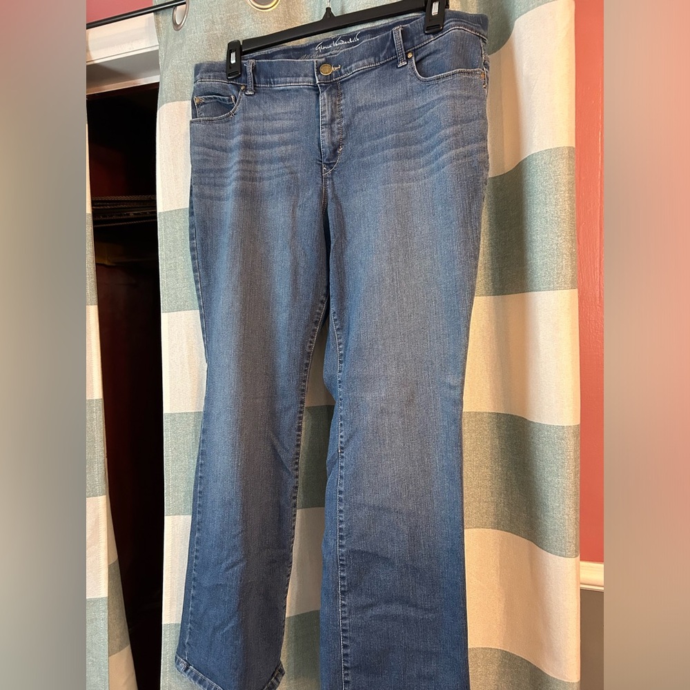 Gloria Vanderbilt jeans